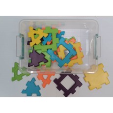 http://old.klimesovahracky.cz/34360-thickbox/muj-prvni-polydron-19-ks.jpg