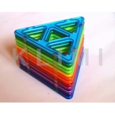 http://old.klimesovahracky.cz/4305-thickbox/magneticka-stavebnice-supertrojuhelniky.jpg