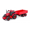 Traktor Belarus s př&iacute;věsem